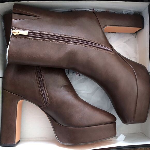 New York & Company Raylan Platform Ankle Boots Chocolate Size 8.5 - Picture 3 of 8